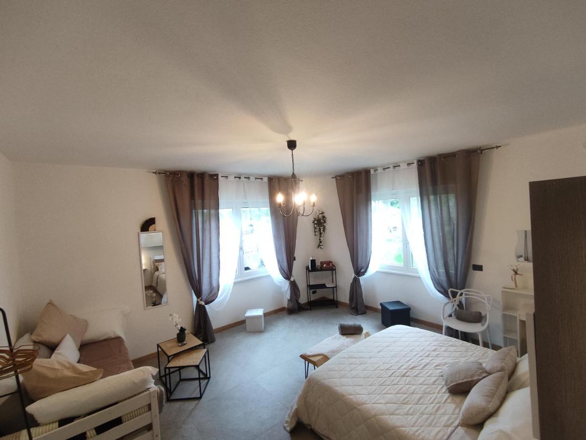 Tirano Express Luxury Apartments Екстер'єр фото