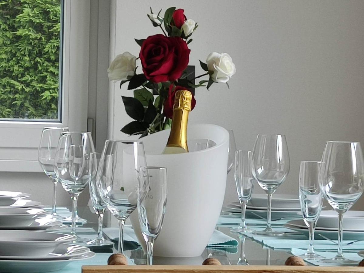 Tirano Express Luxury Apartments Екстер'єр фото