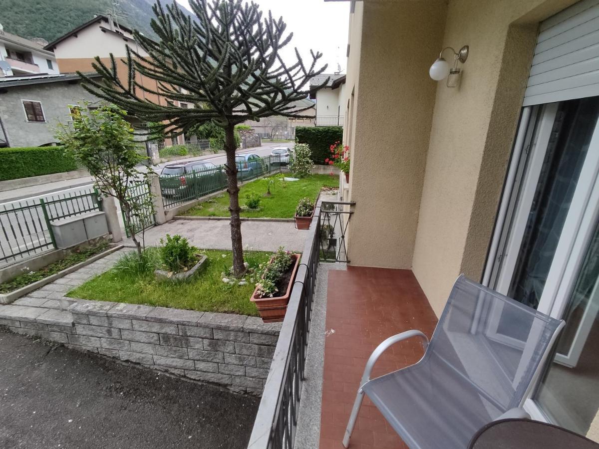 Tirano Express Luxury Apartments Екстер'єр фото