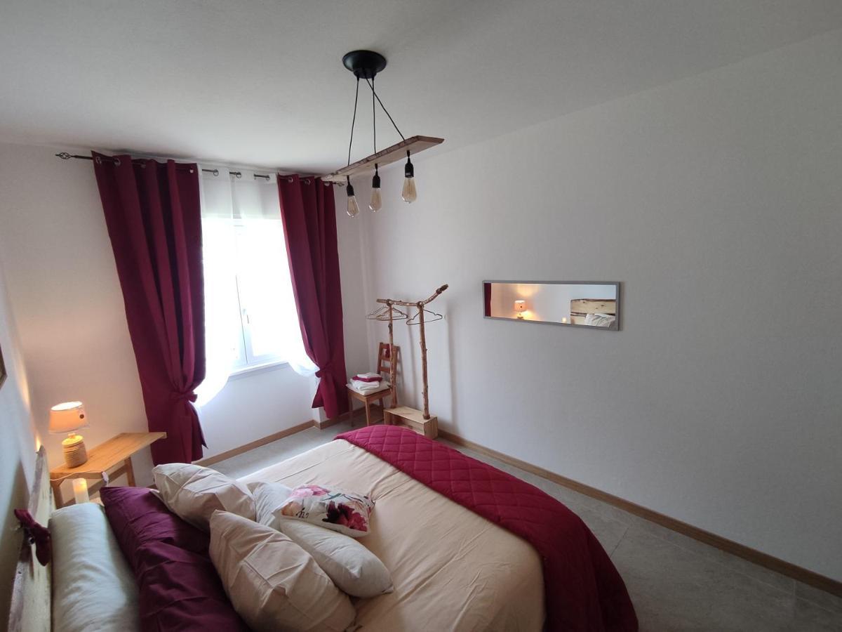 Tirano Express Luxury Apartments Екстер'єр фото