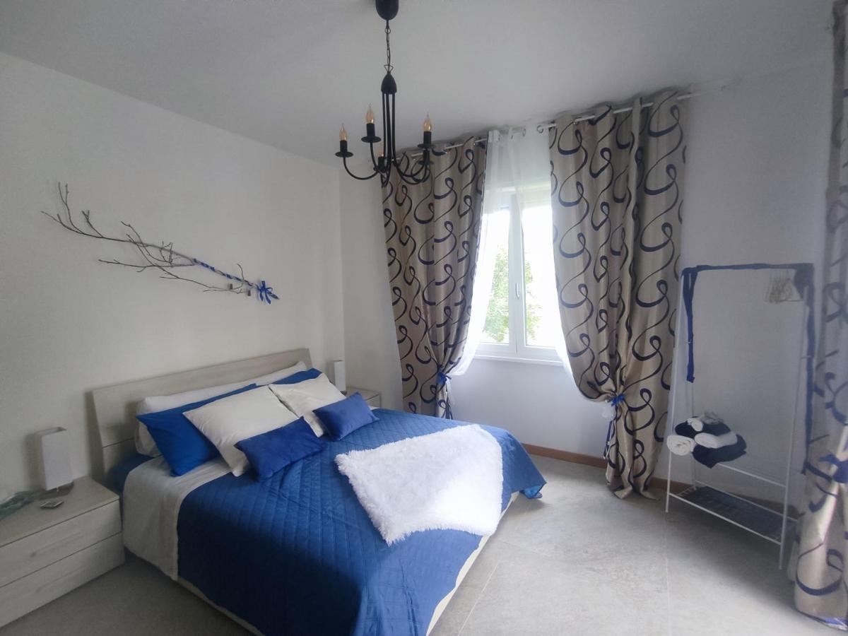 Tirano Express Luxury Apartments Екстер'єр фото
