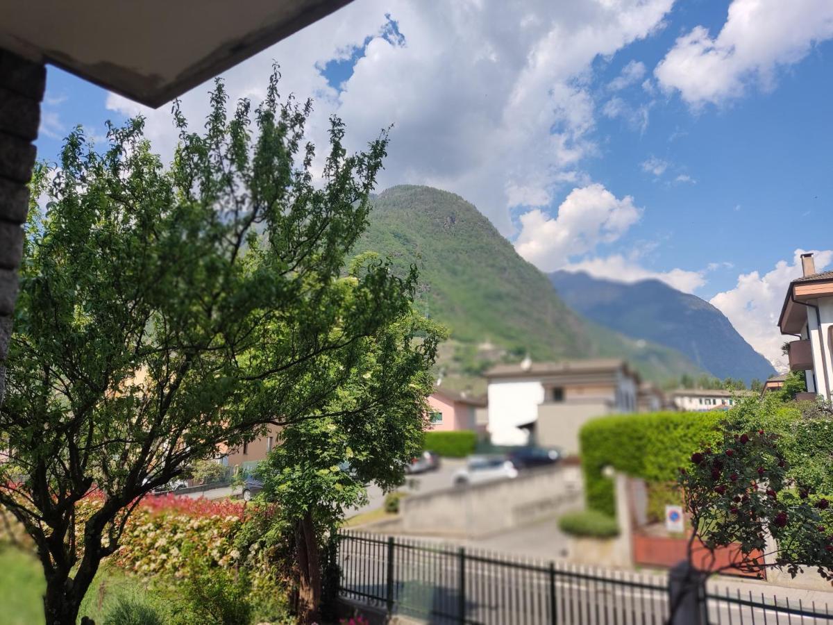 Tirano Express Luxury Apartments Екстер'єр фото