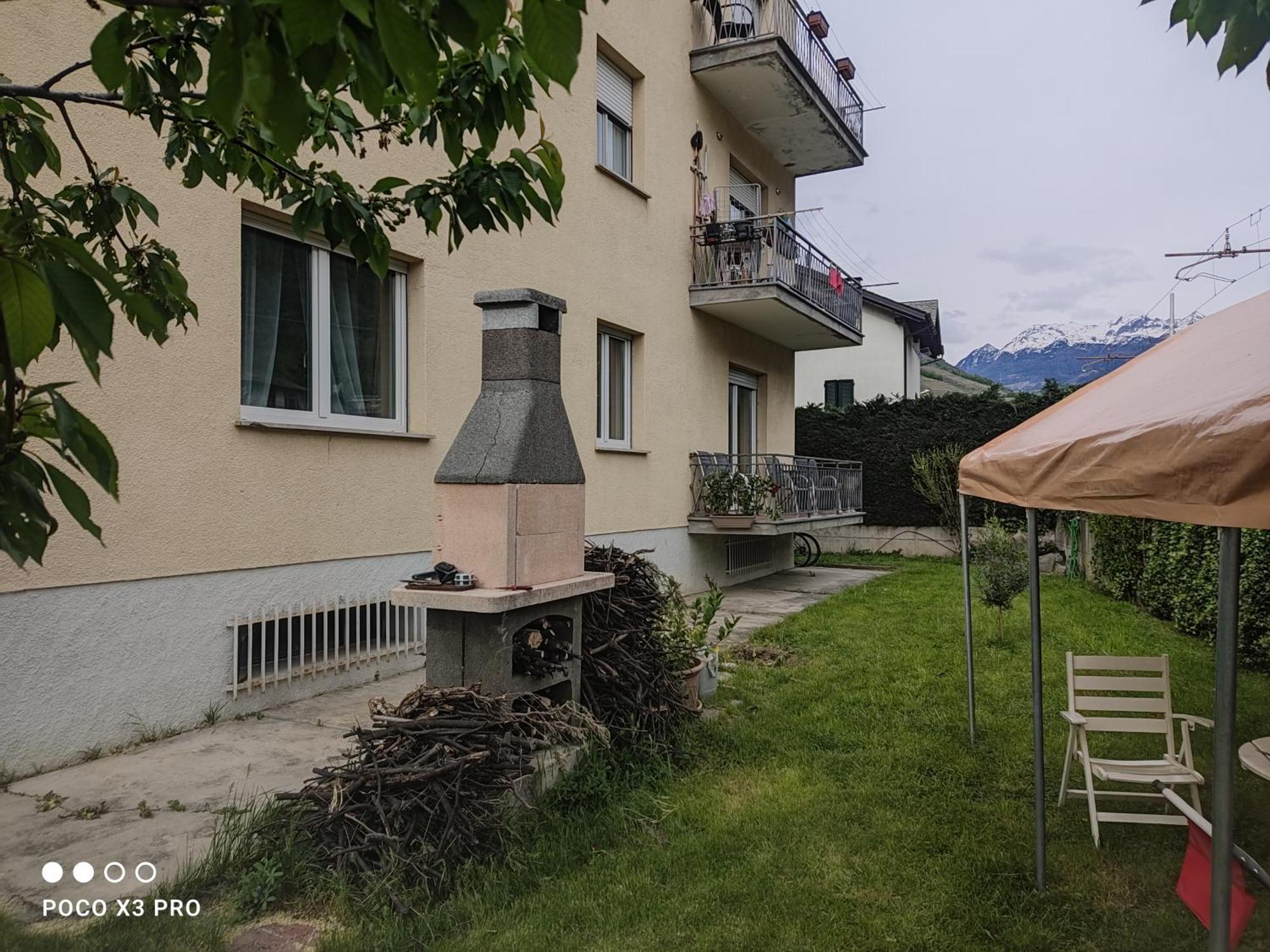 Tirano Express Luxury Apartments Екстер'єр фото