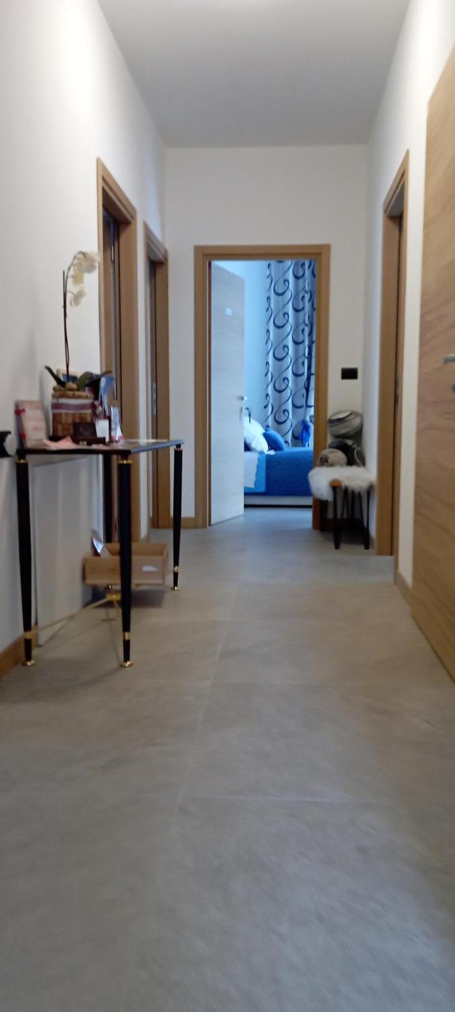 Tirano Express Luxury Apartments Екстер'єр фото